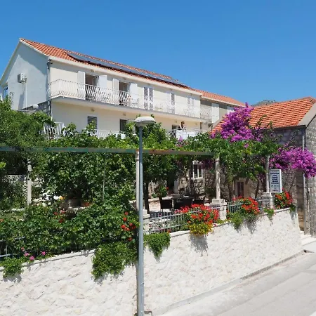 Double 2682e Gasthuis Slano